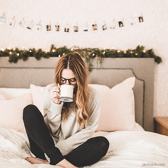 Jaci Smith holiday feel