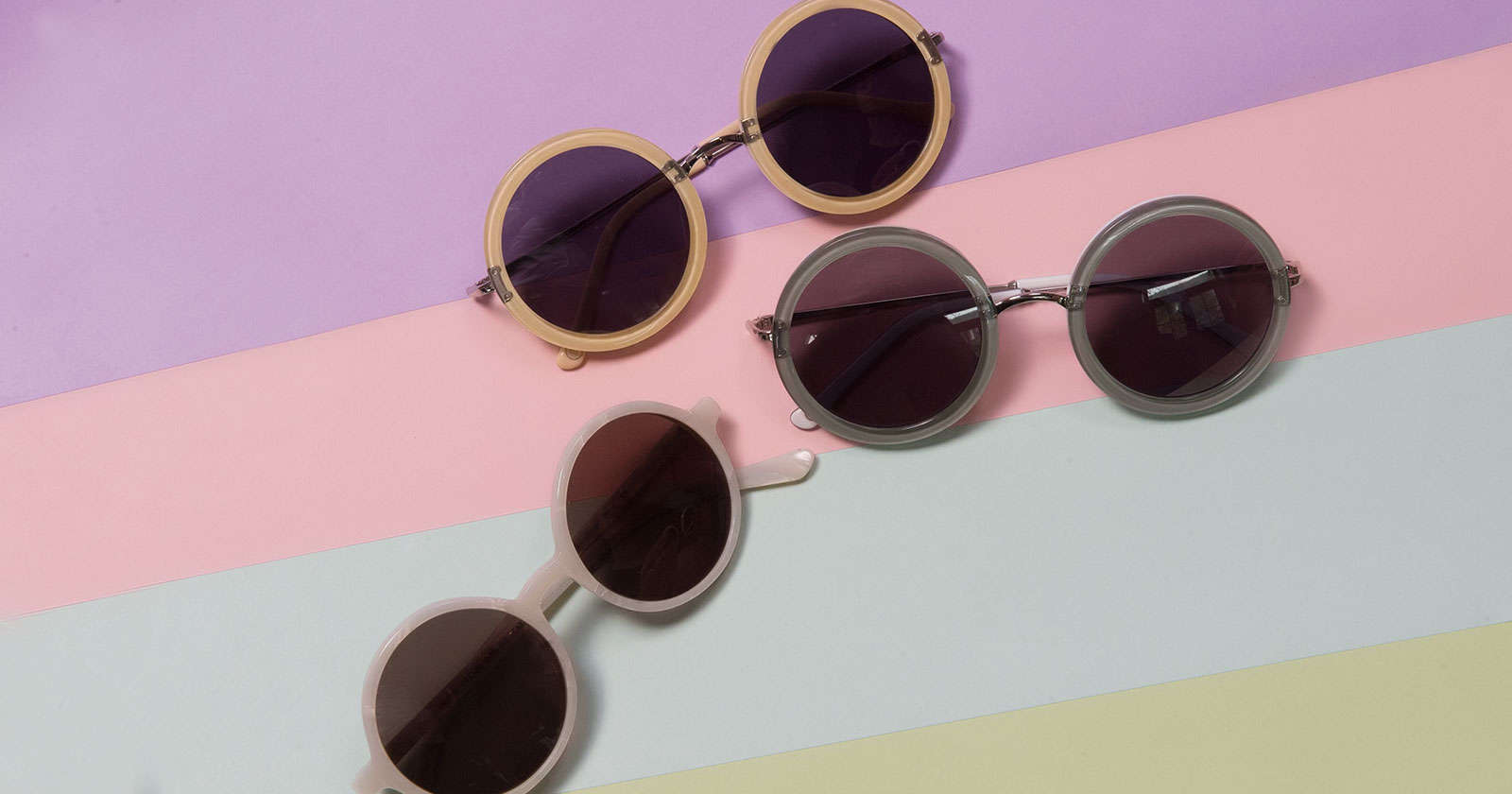how to style sunglasses
